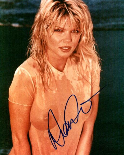  Donna D-Erico 2 (10x8)   Excellent Signature.