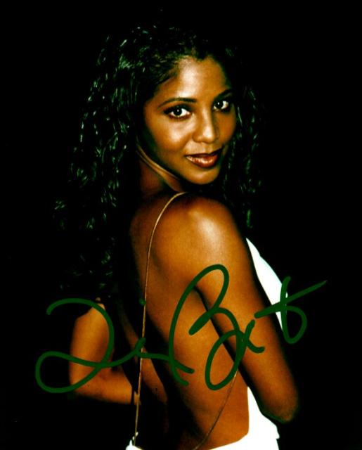  Toni Braxton 1 (10x8)   Near Excellent Signature.