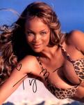  Tyra Banks 1 (10x8)   Small lifting on surname of Signature.