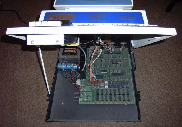 1977: Commodore PET 2001 - open