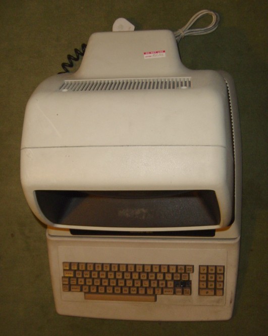 1980: Commodore 8032-SK (picture 2)