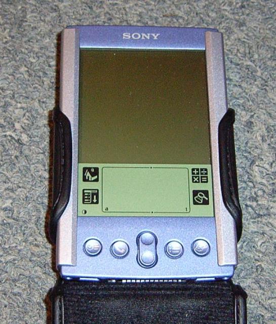 2001: Sony CLIE PEG-S300/E